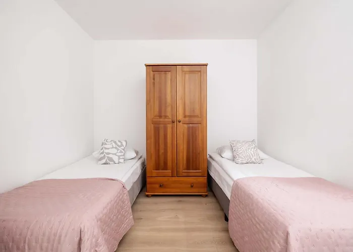 Bright Podgorze Cracow By Renters