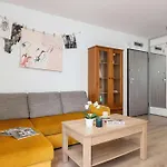Appartamento Bright Podgorze Cracow By Renters *
