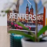 Bright Podgorze Cracow By Renters *