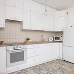 Apartment Bright Podgorze Cracow By Renters Krakau