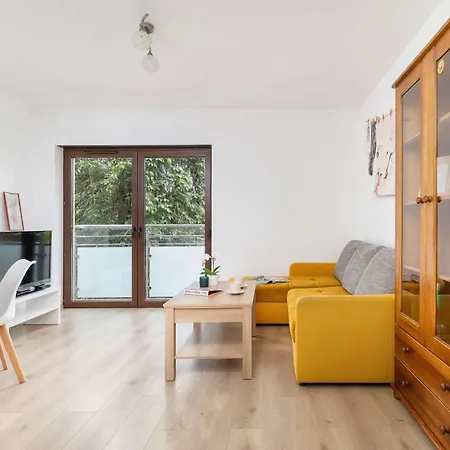 Bright Podgorze Cracow By Renters Apartamento