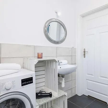 アパート Bright Podgorze Cracow By Renters *