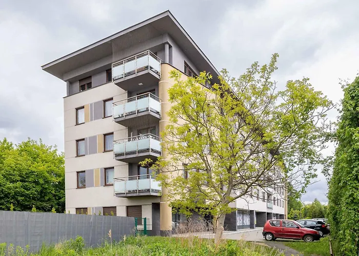 Apartment Bright Podgorze Cracow By Renters *